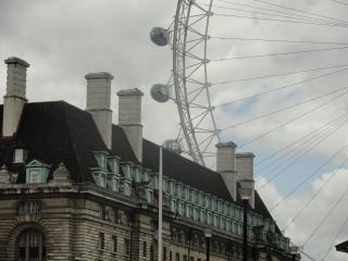 London Eye, behind a Georgian-or-so building
